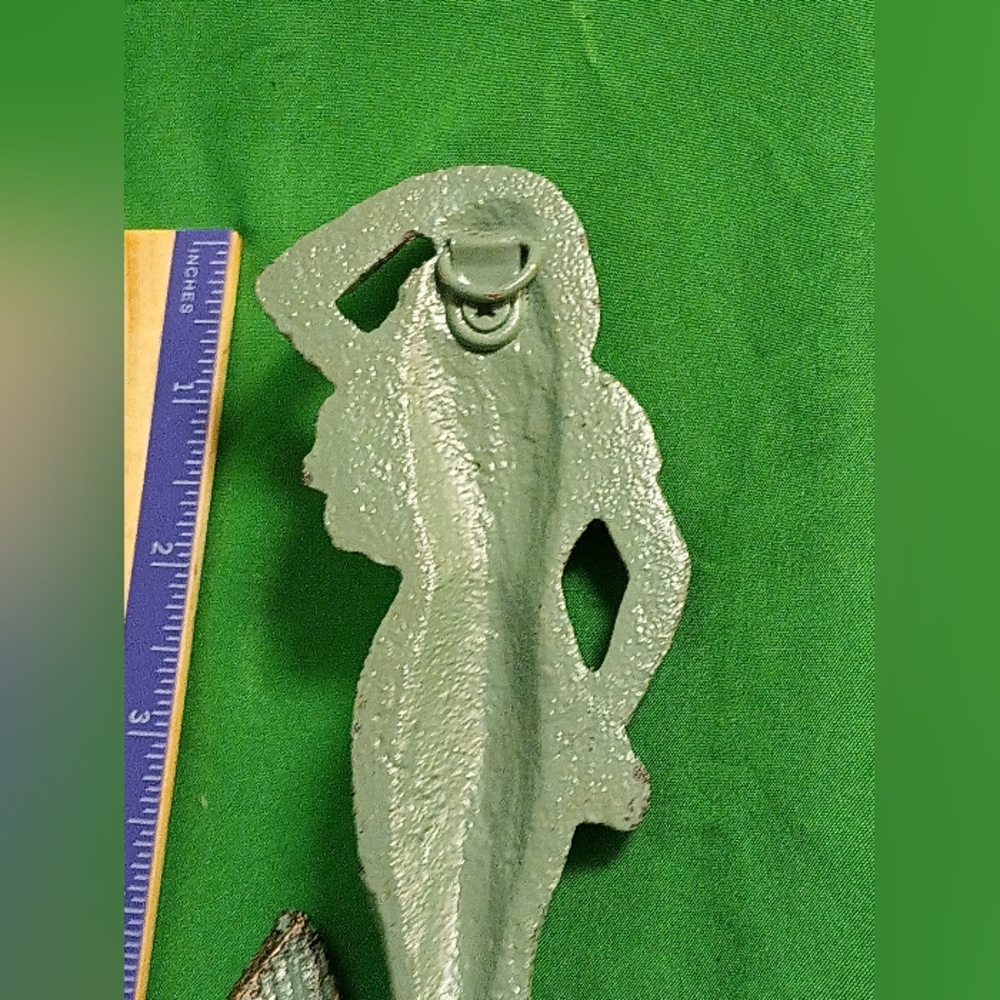 𝑨𝒏𝒕𝒊𝒒𝒖𝒆 𝑪𝒂𝒔𝒕 𝑰𝒓𝒐𝒏 𝑴𝒆𝒓𝒎𝒂𝒊𝒅 𝑾𝒂𝒍𝒍 𝑯𝒐𝒐𝒌 - Picture 9 of 11